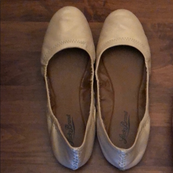 Lucky Brand Shoes - Comfort flats